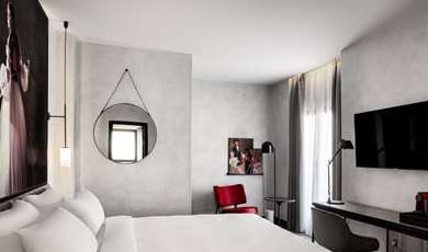 Radisson RED Hotel, Madrid Room Type - Standard Room Radisson RED Hotel, Madrid Room Type - Standard Room
