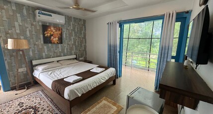 BOHO BY THE BEACH Room Type - Deluxe Room With Garden View