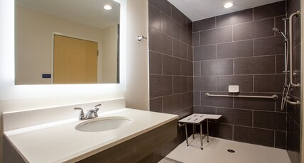 voco ST. AUGUSTINE - HISTORIC AREA, an IHG hotel Room Type - 2Queen Communication Mobility Accessible Roll In Shower voco ST. AUGUSTINE - HISTORIC AREA, an IHG hotel Room Type - 2Queen Communication Mobility Accessible Roll In Shower