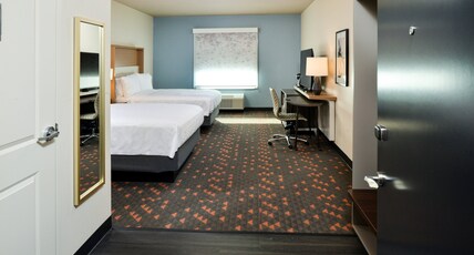Holiday Inn FORT WORTH - ALLIANCE Room Type - 2 Queen Standard Communications Mobility Accessible