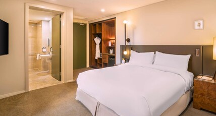 Sofitel Sydney Wentworth Room Type - CLASSIC ROOM, 1 King Bed Special Access