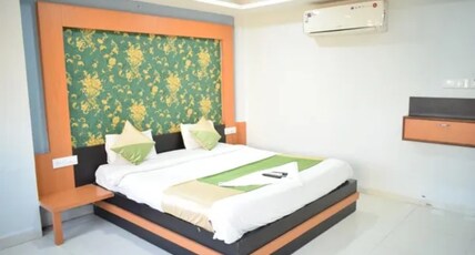 FabHotel Relax Inn Room Type - Deluxe Room