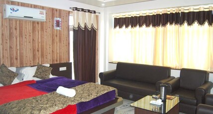 Neelam Palace Room Type - Super Deluxe AC Double Room