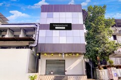 Super Townhouse APMC Market Mumbai Formerly Stayzi Inn