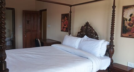 Habba Kadal Kashmiri Heritage Hotel Room Type - Mountain Rooms With Balcony