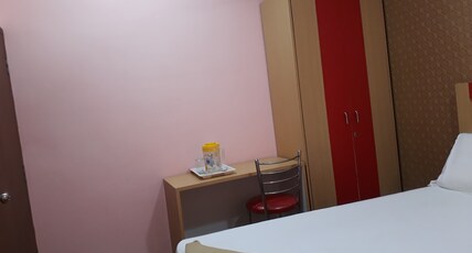 Hotel Royal Inn Room Type - Cosy AC with free WI-FI