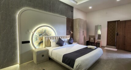 Paradise Boutique Resort and Ayurvedic Spa Room Type - SUPERIOR ROOM