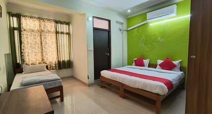 Bullet inn jaipur Room Type - Triple Bed Room