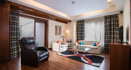DoubleTree by Hilton - New Delhi NCR Room Type - Terrace Suite with Lounge Access