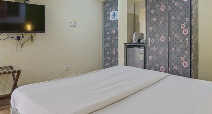 HOTEL PLATINUM Room Type - Executive Room 4th Floor (gym on 5th floor)till 00:00