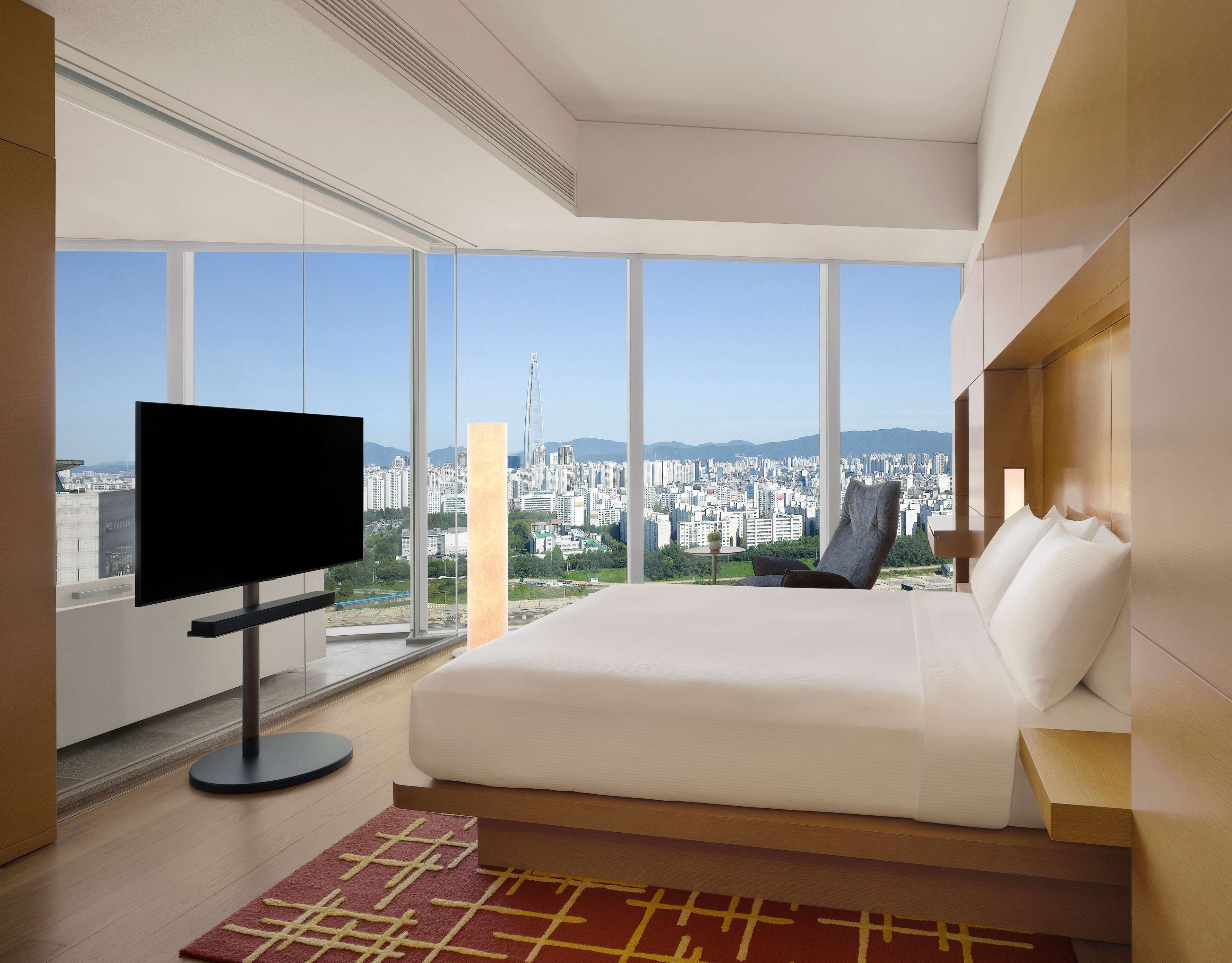 Park Hyatt Seoul - Tap to explore photos