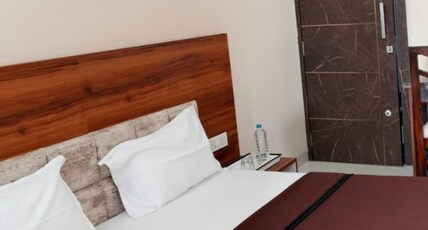 HOTEL KRISHNA & LODGING Room Type - Deluxe AC room