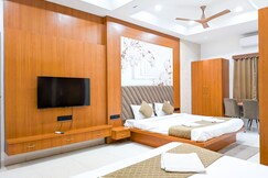 Hotel Narmada Palace