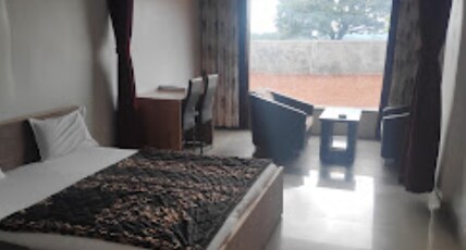 Natraj Holiday Resort Bhimashankar Room Type - Family Room