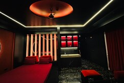The Casa Stay