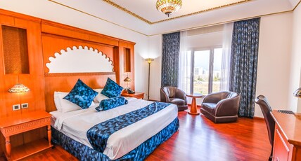 The Platinum Hotel Room Type - Sea View Queen Bed