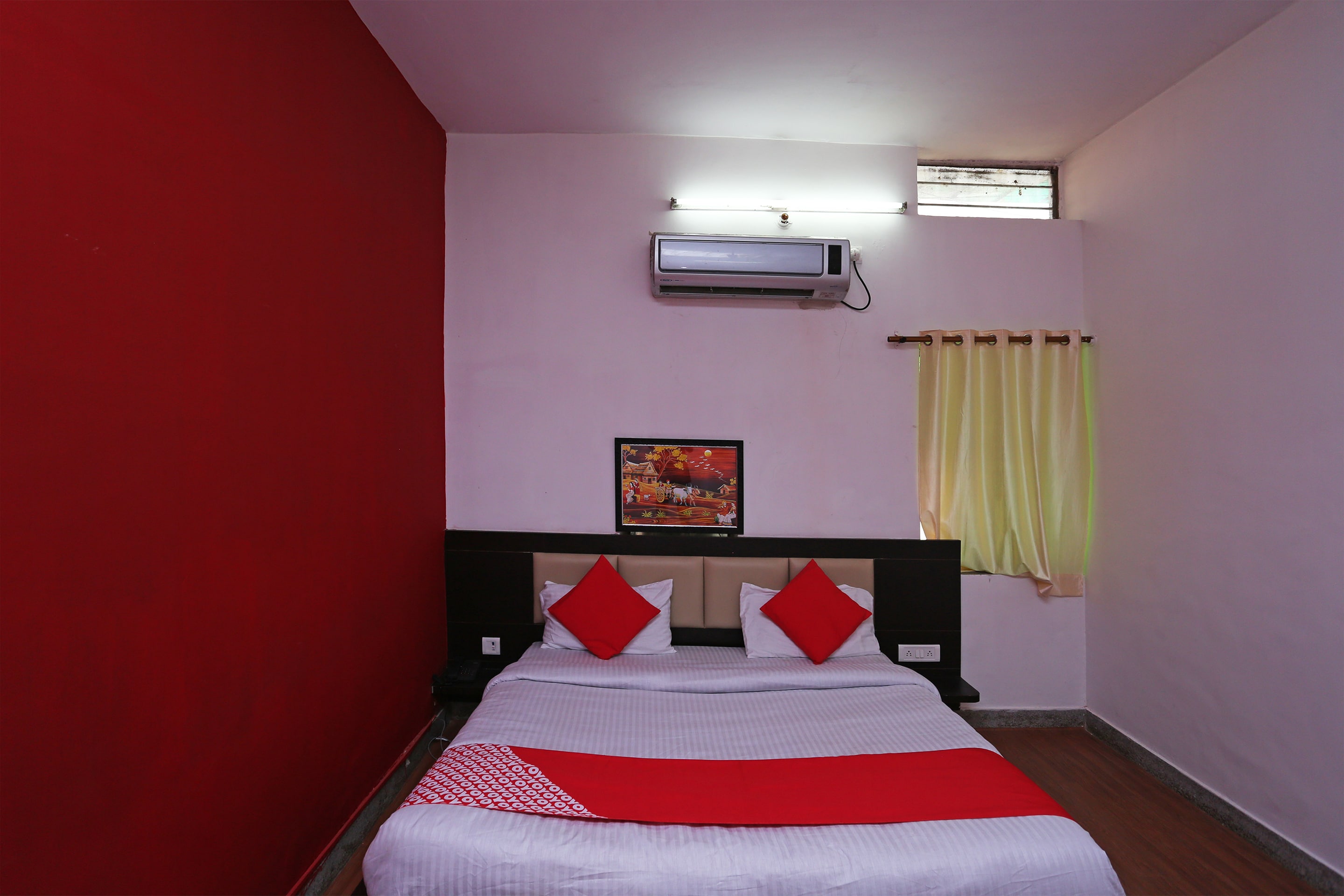 Hotel O GALAXY GUEST HOUSE - Tap to explore photos