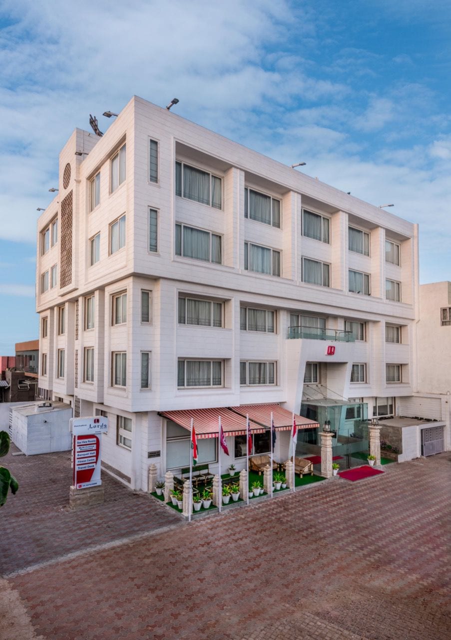 Dwarkadhish Lords Eco Inn Dwarka - Pure Veg - Tap to explore photos
