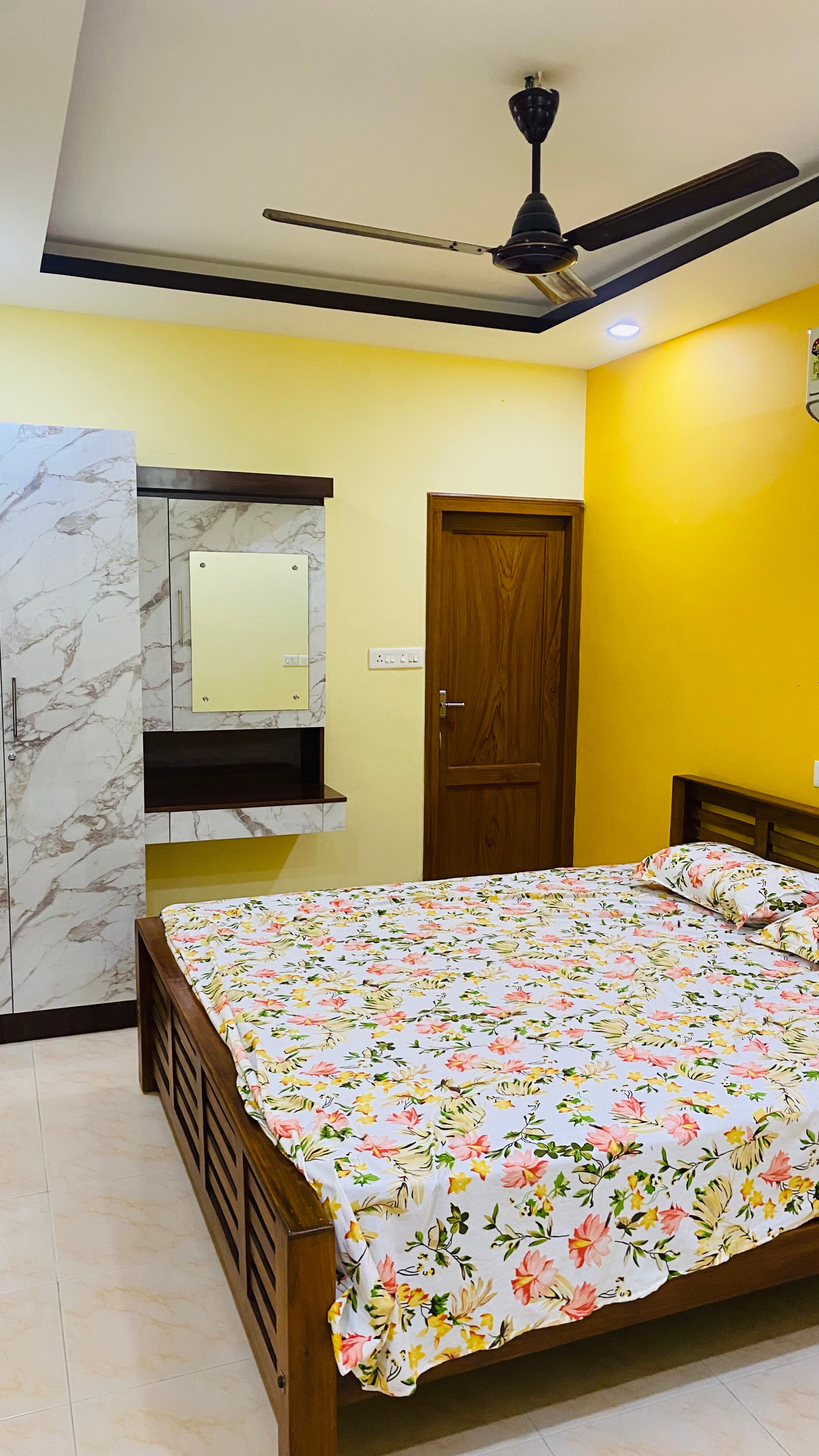 Apna Homes 2BHK Fully Furnished Apartment Cochin - Reviews, Photos & Offer