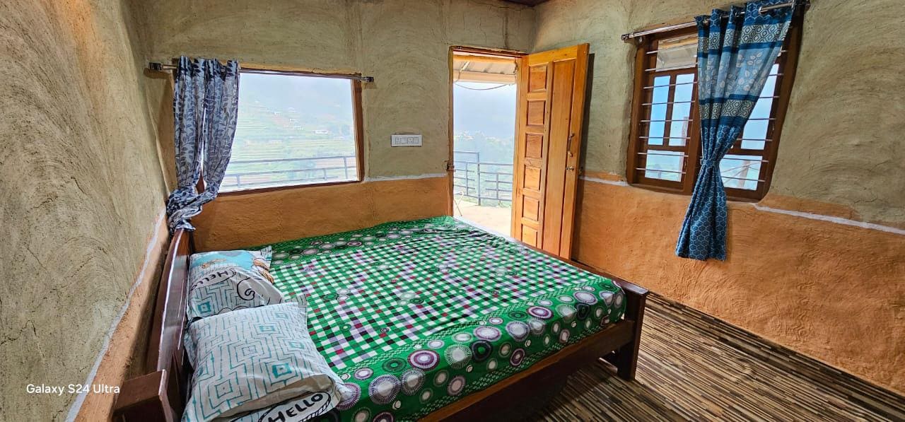 Cliff View Resort - Tap to explore photos