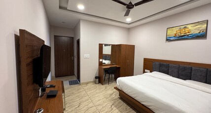 Sunrise Room Type - Deluxe room
