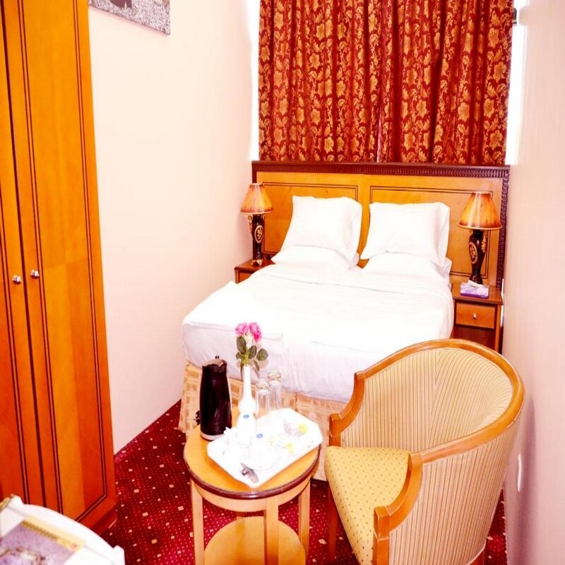 Anwar Al Deafah Hotel - Tap to explore photos