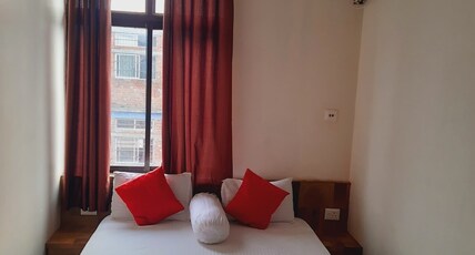 Hotel Knight Inn Airport Room Type - Deluxe Room