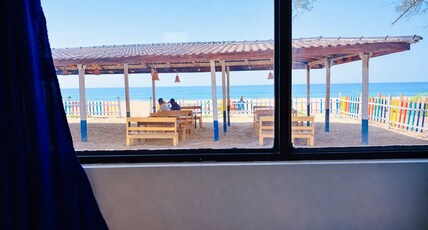 Wave n Sea Beach Cottage Room Type - Sea View Queen Delux Non A/C(Ground Floor)