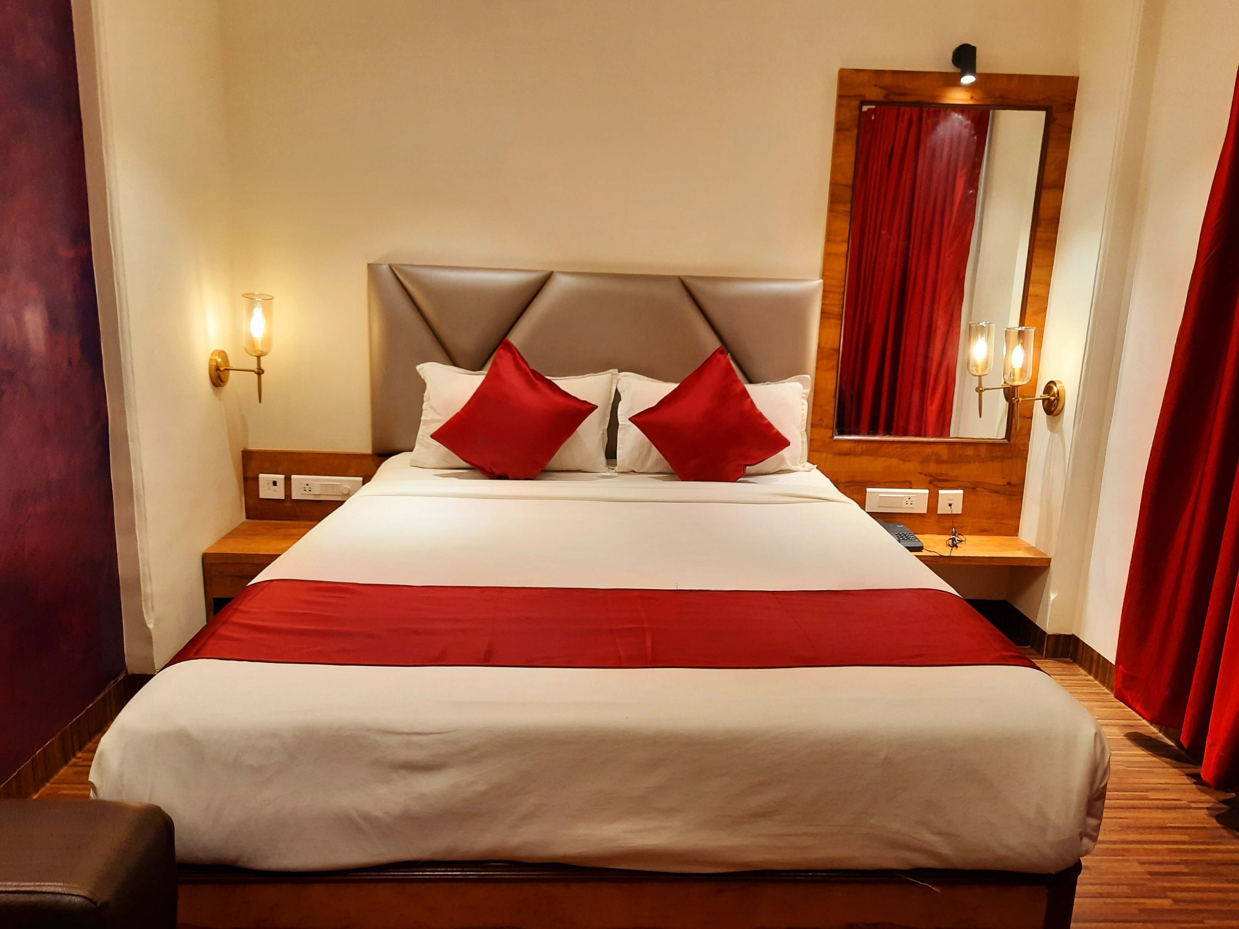 Hotel Amol - Tap to explore photos