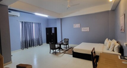 Shunammite Inn Room Type - Shunamite Semi-Suite