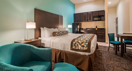 Best Western Plus Executive Residency Elk City Room Type - Accessible - 1 King, Mobility Accessible, Roll In Shower, Kitchenette, Non-Smoking, Full Breakfast Best Western Plus Executive Residency Elk City Room Type - Accessible - 1 King, Mobility Accessible, Roll In Shower, Kitchenette, Non-Smoking, Full Breakfast