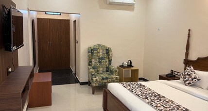 The Tiger Castle Room Type - King Bed Room with Garden View