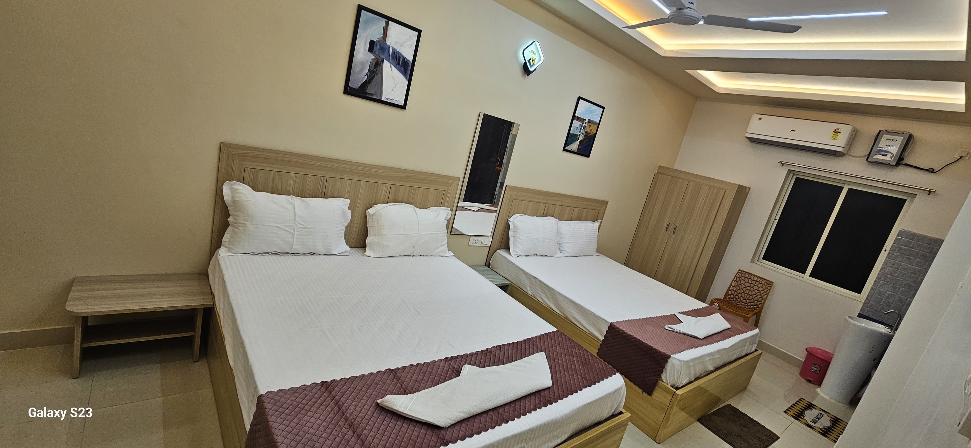 anshraj hotel - Tap to explore photos