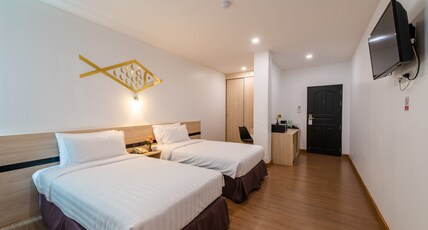 Arawana Regency North Pattaya Room Type - Deluxe Twin Pool View Arawana Regency North Pattaya Room Type - Deluxe Twin Pool View