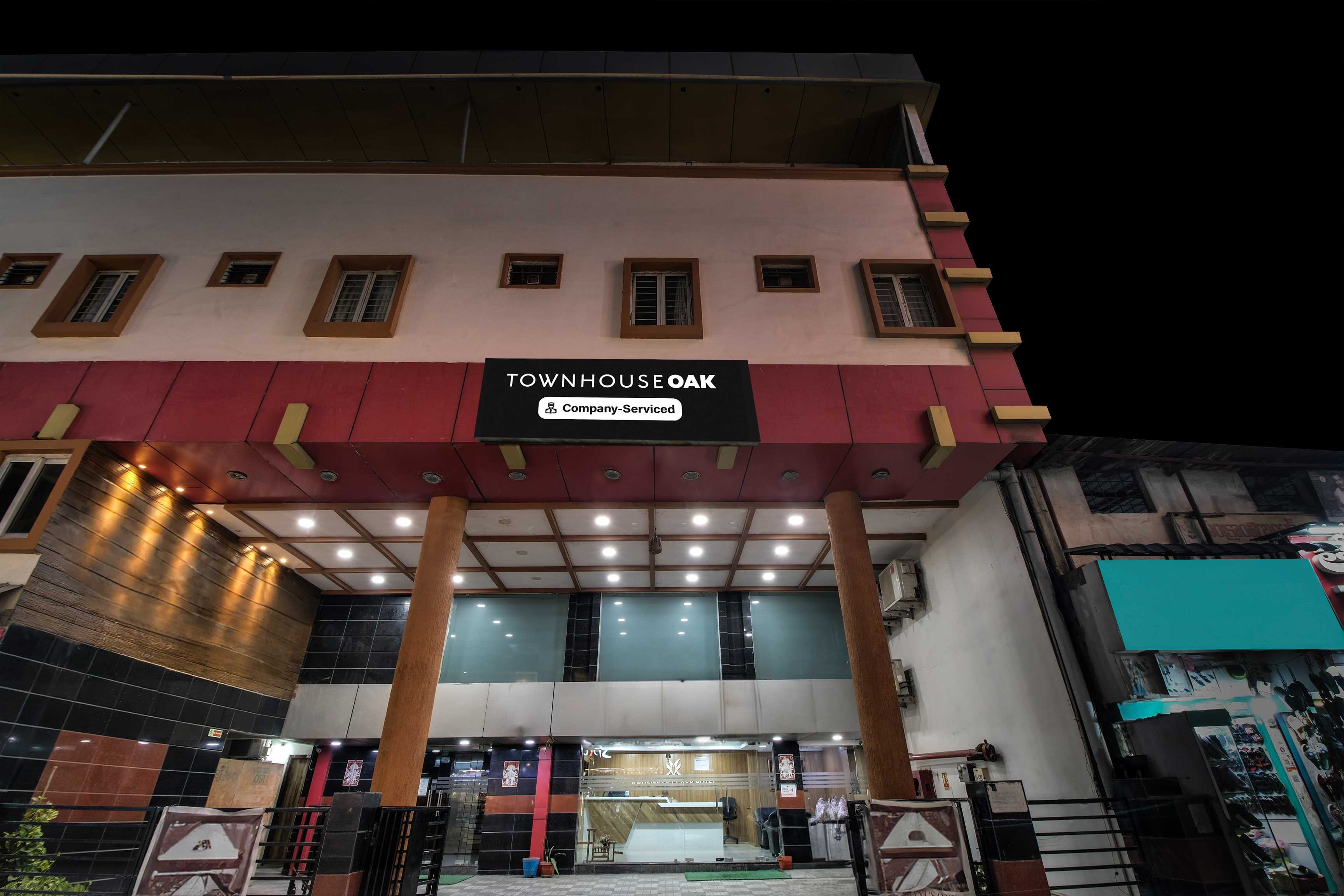 Townhouse Oak CMR Mall Gajuwaka - Tap to explore photos