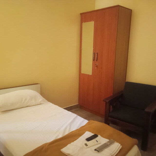 Chippy Service Apartment Tirunelveli - Tap to explore photos