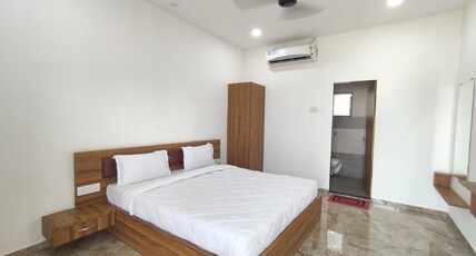 Maharaja Tent Resort Room Type - Deluxe Cottage Room