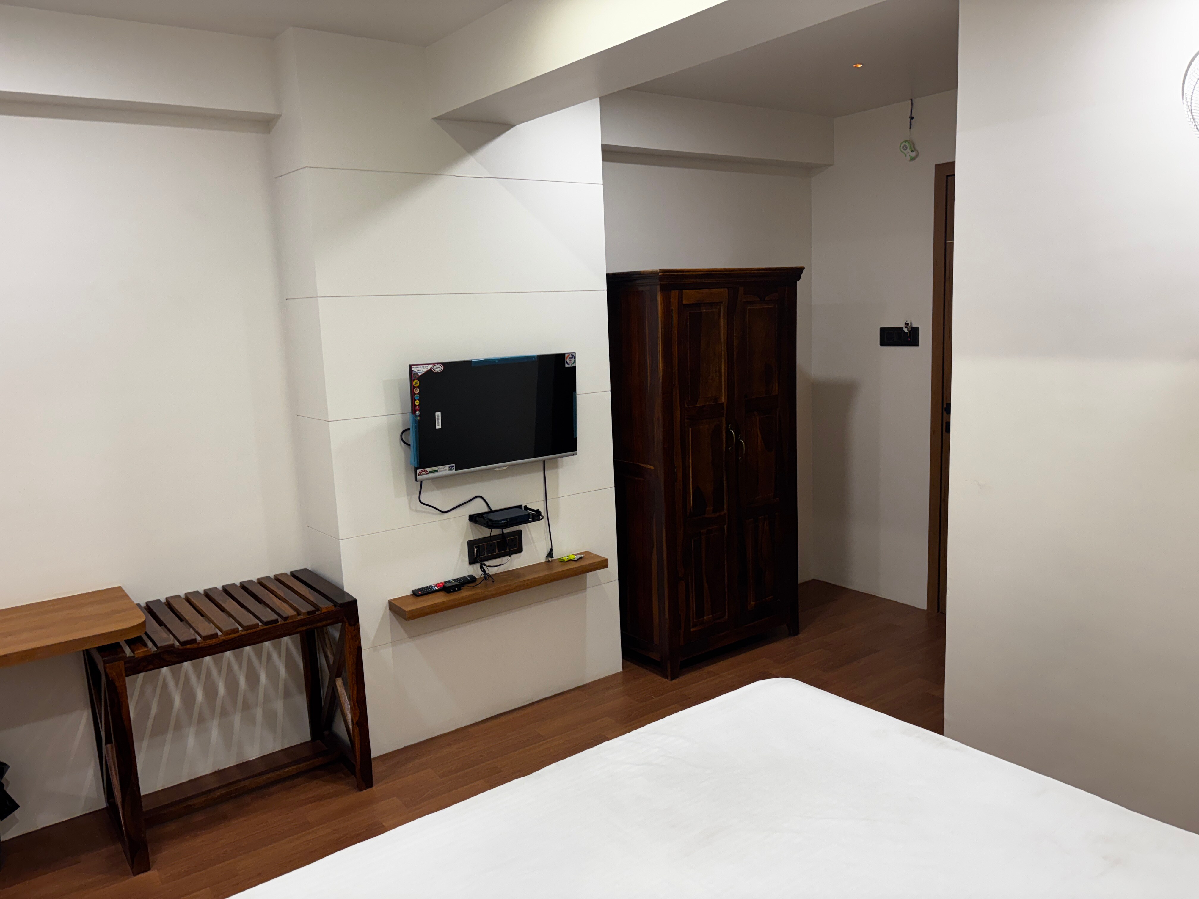 Hotel Shubham - Tap to explore photos