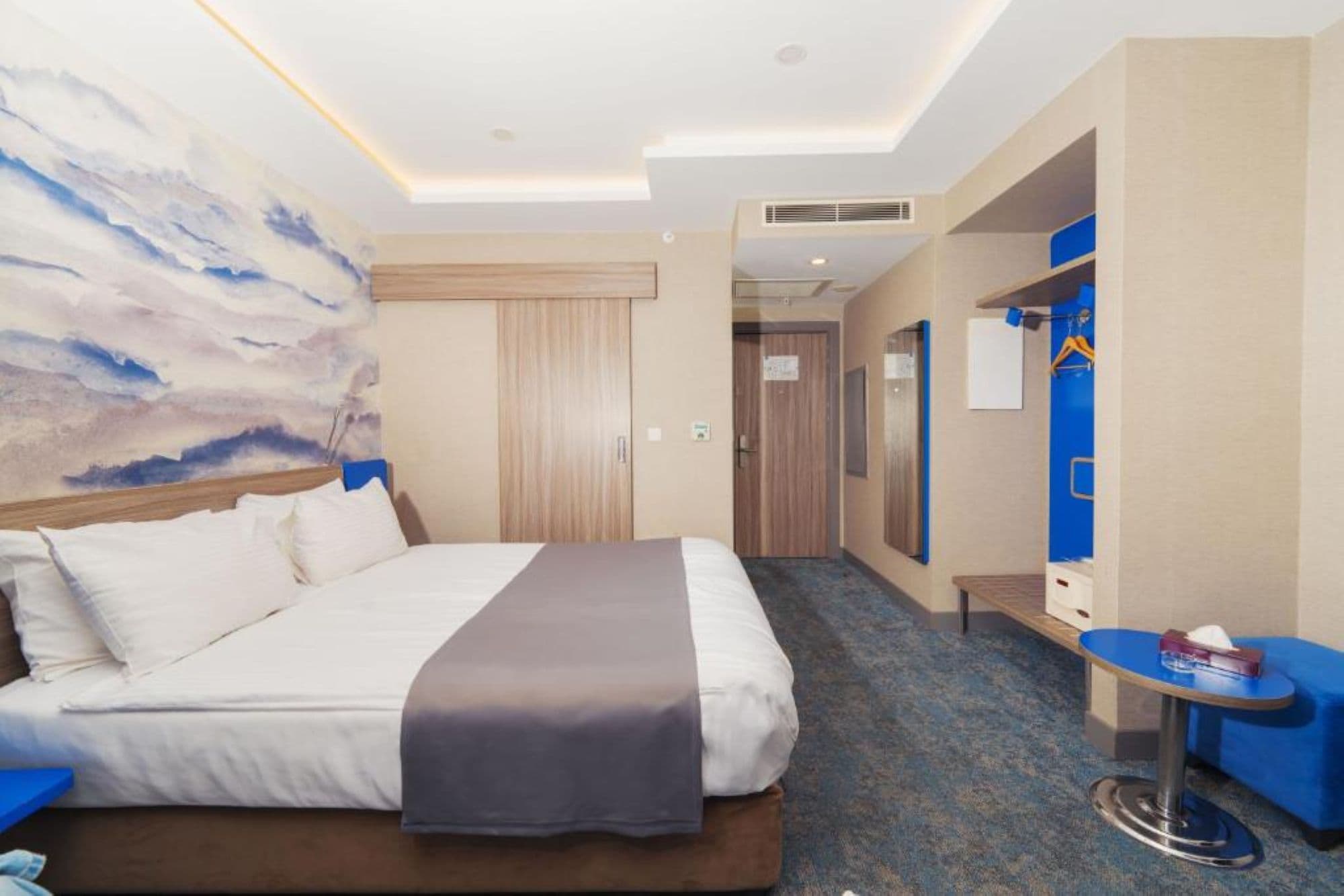 Trip Bosphorus Taksim Hotel - Tap to explore photos