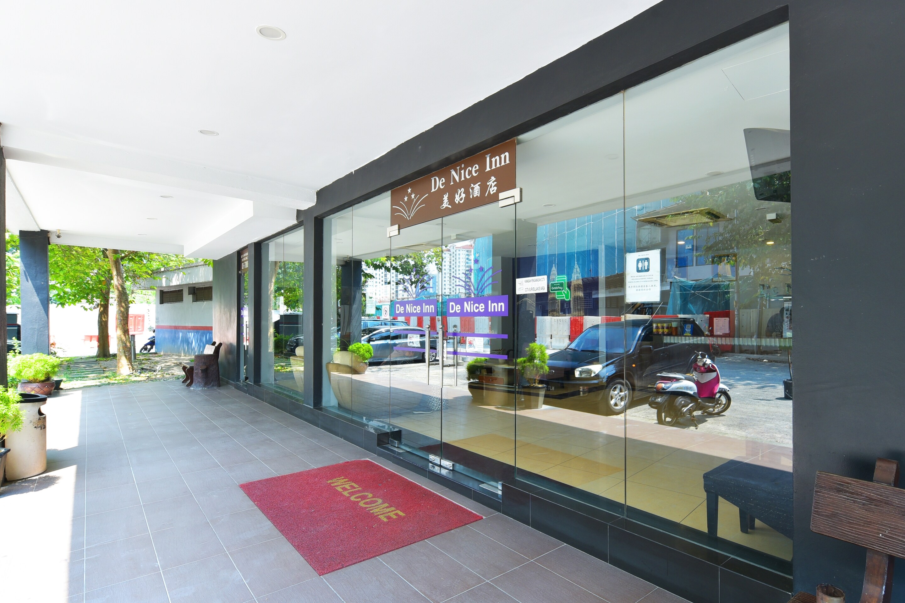 Main gallery