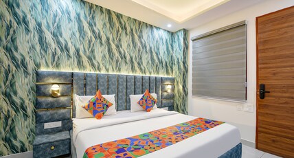 FabHotel SK Residency Room Type - Deluxe Room