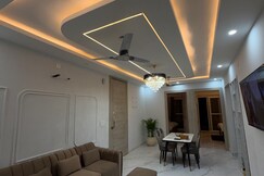 The Snugg Nest   Luxury 4 BHK Apartment