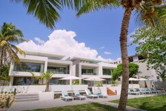 Photos of Les Estivales Beachfront Suites & Penthouses with LOV