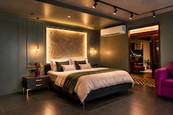 The Sanctuary Suite Luxury 1BHK PlayStation