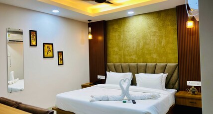 Hotel Friendship In Room Type - Suite Room