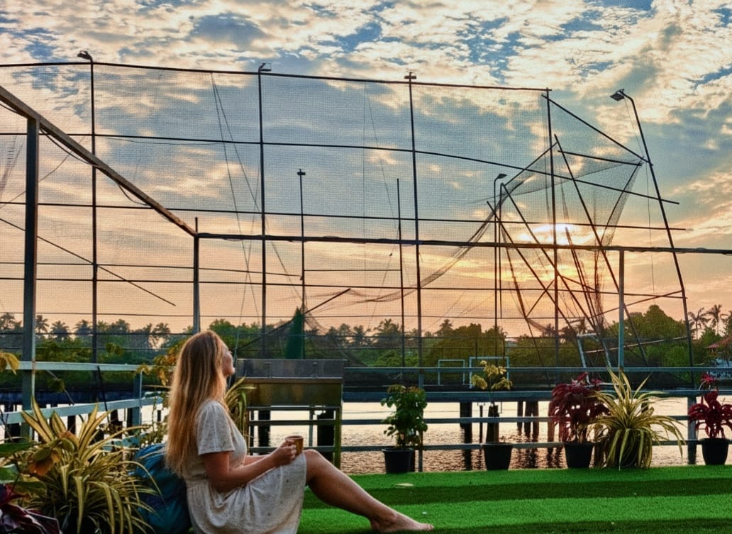 Louis Backpackers Lake view Hostel - Tap to explore photos
