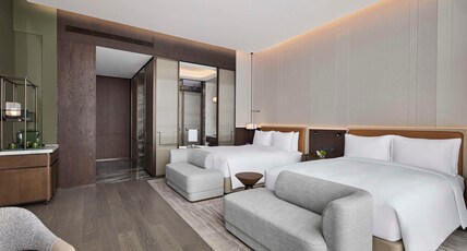 Conrad Chongqing Room Type - TWIN DELUXE ROOM CITY VIEW