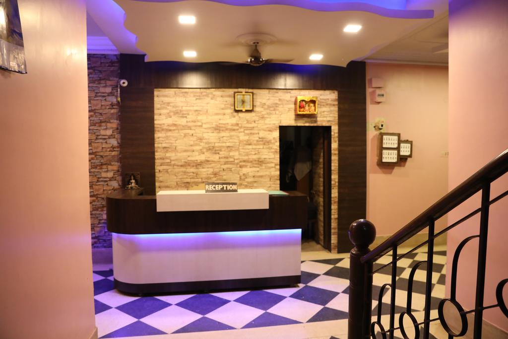 Hotel Kunal Regency - Tap to explore photos