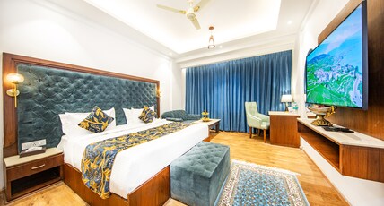 Solar Residency, Srinagar Room Type - Deluxe Double Room