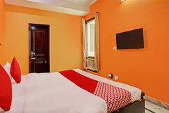 Hotel O by OYO Naveen Stay